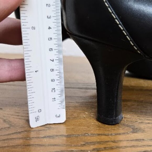 #32 AK Anne Klein iFlex Black Dress Heels Size 8.5M - Picture 8 of 9